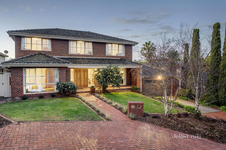 5 Robertswood Close Doncaster East 3109