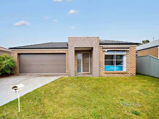 5 Rorey Street Delacombe 3356