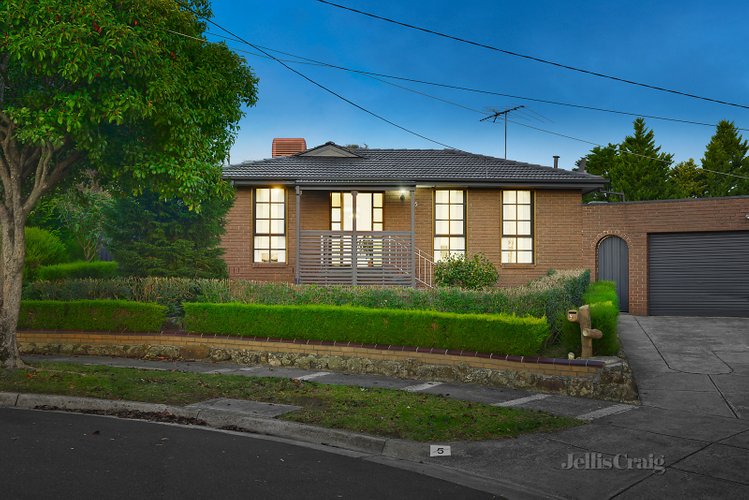 5 Rubens Court Wheelers Hill 3150