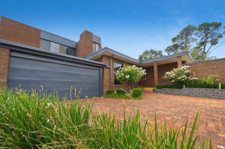 5 Sampson Drive Mount Waverley 3149