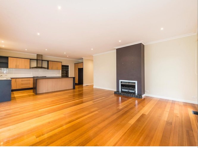 5 Seaview Avenue Bentleigh 3204