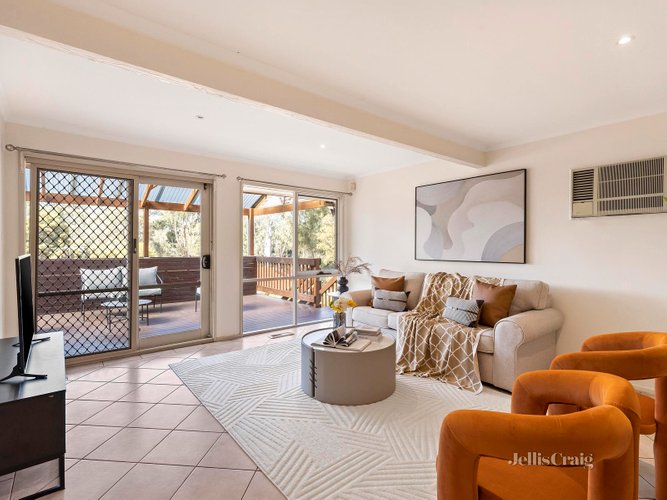 5 Sherbrooke Court Doncaster East 3109