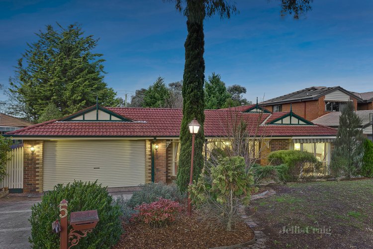 5 Tara Close Croydon 3136