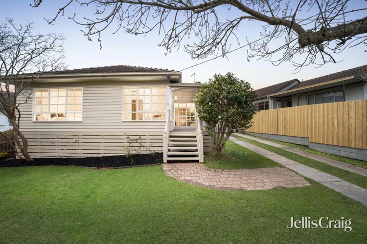 5 Third Avenue Box Hill North 3129