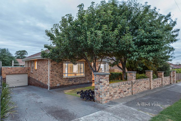 5 Valencia Street Aberfeldie 3040