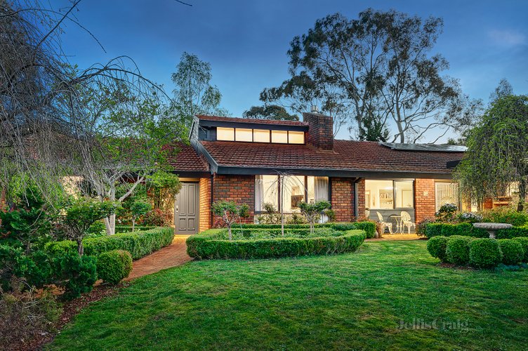 5 Warrick Grove Templestowe 3106