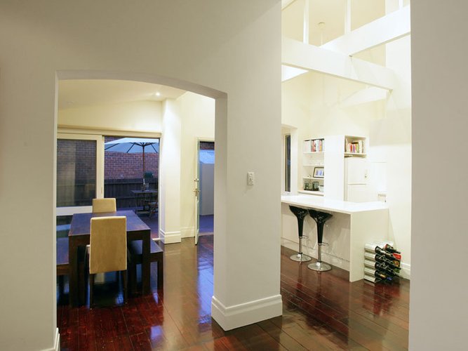 5 Wilton Grove Elwood 3184