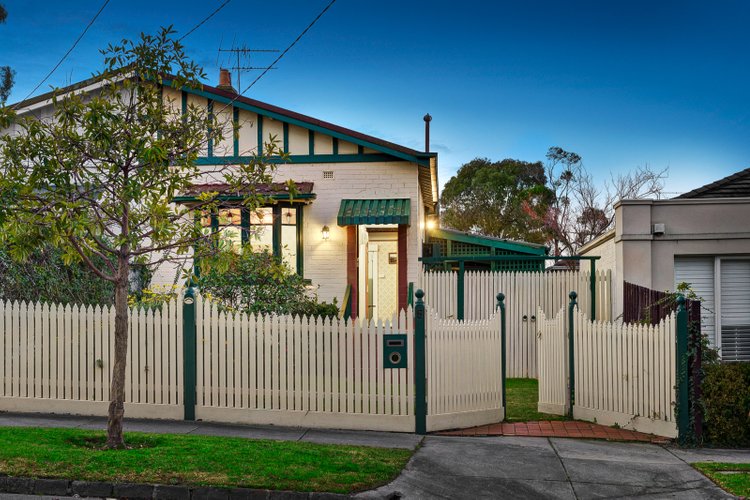 5 Young Street Glen Iris 3146