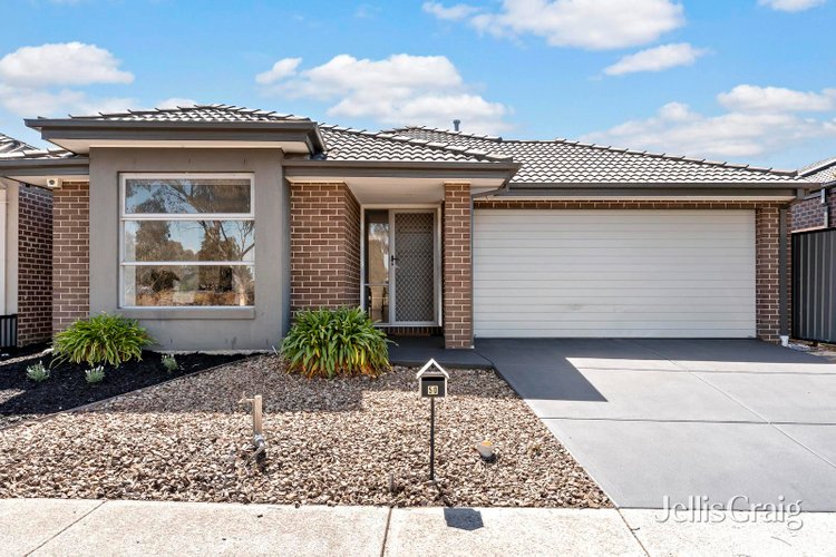 50 Bluebird Way Roxburgh Park 3064