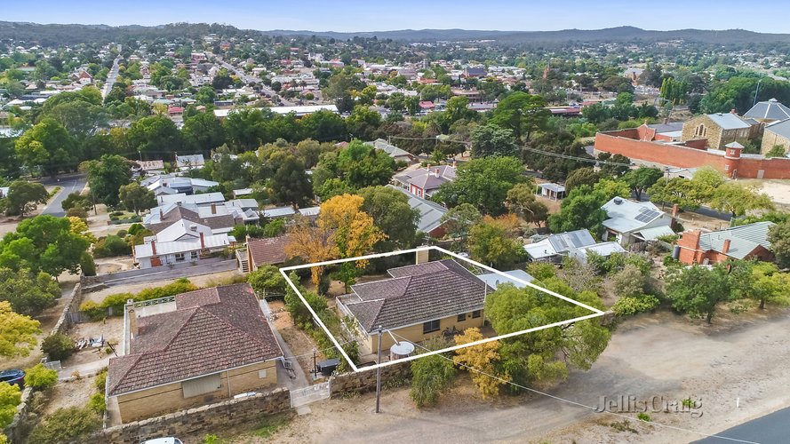 50 Bowden Street Castlemaine 3450