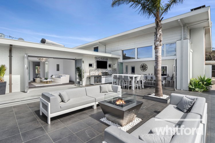 50 Eva Place, Lovely Banks