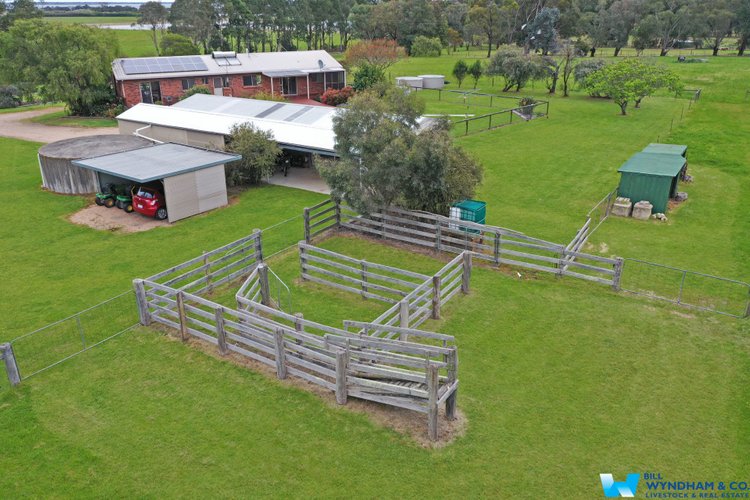 50 Reynolds Road, Metung