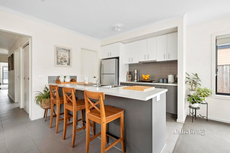 50 Wurrook Circuit North Geelong 3215