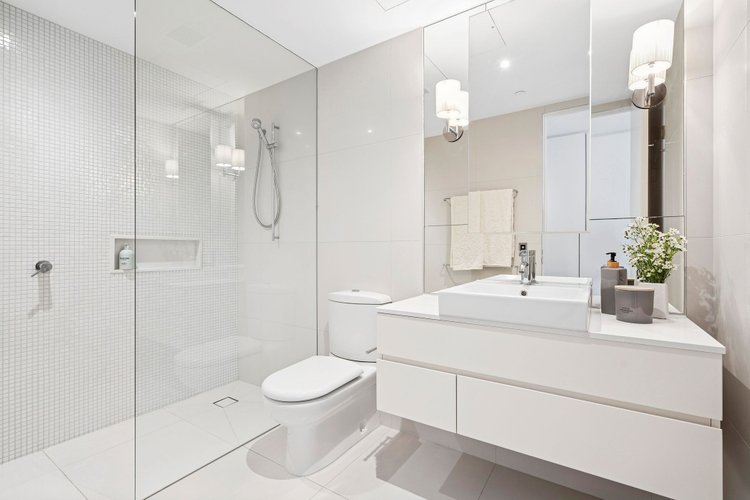 502/6-8 Eastern Beach Road, Geelong