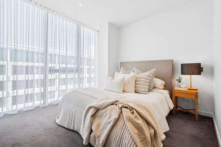 502/6-8 Eastern Beach Road, Geelong