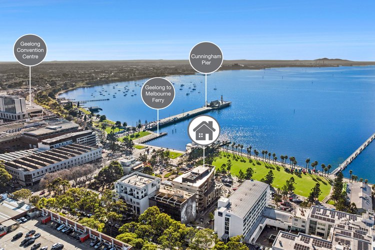 502/6-8 Eastern Beach Road, Geelong
