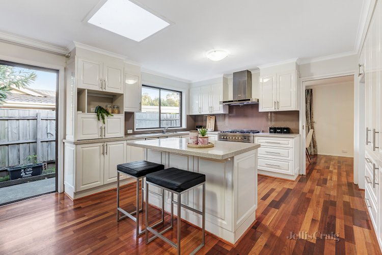 51 Annandale Crescent Glen Waverley 3150