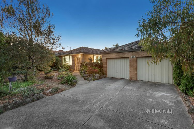 51 Catherine Avenue Mount Waverley 3149