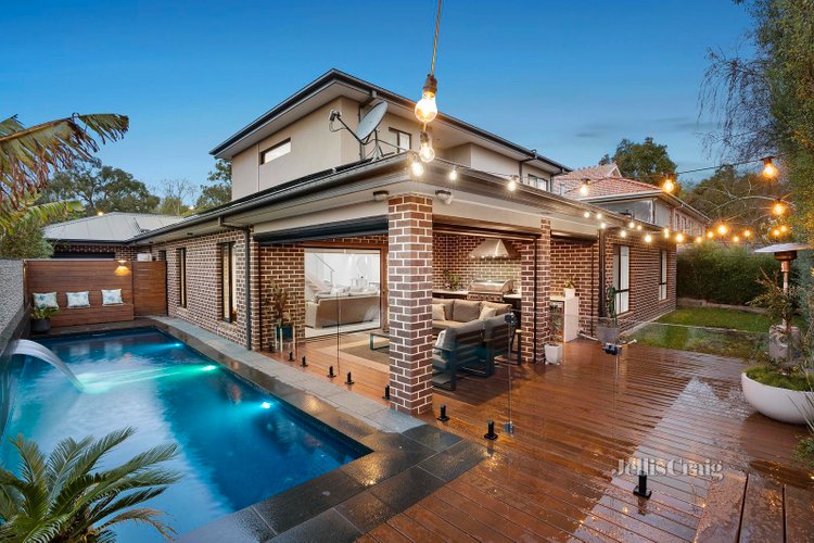 51 Valley Park Drive Mooroolbark 3138