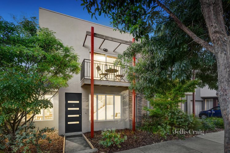 5 12 Bourke Street Ringwood 3134