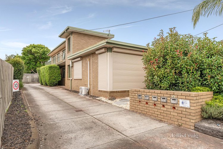 5 130 Warrigal Road Mentone 3194