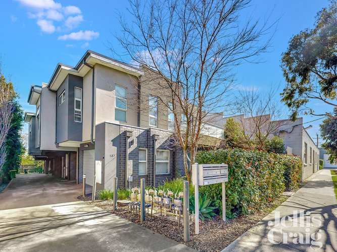 5/137 Bowes Avenue  Airport West 3042
