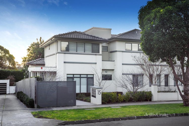 5 15 Louise Avenue Mont Albert 3127