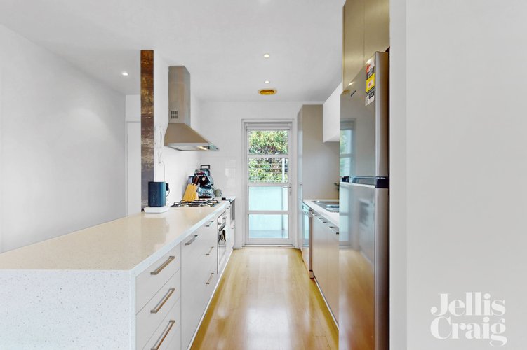 5/16 Bignell Street  Flemington 3031