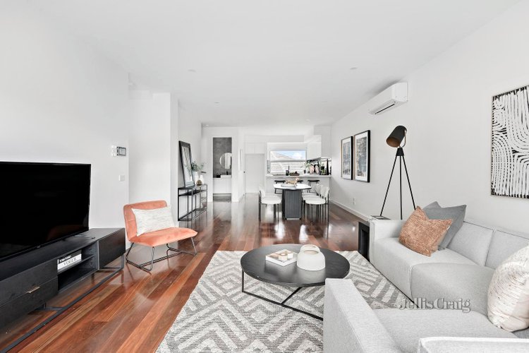 5 16 Fisher Parade Ascot Vale 3032