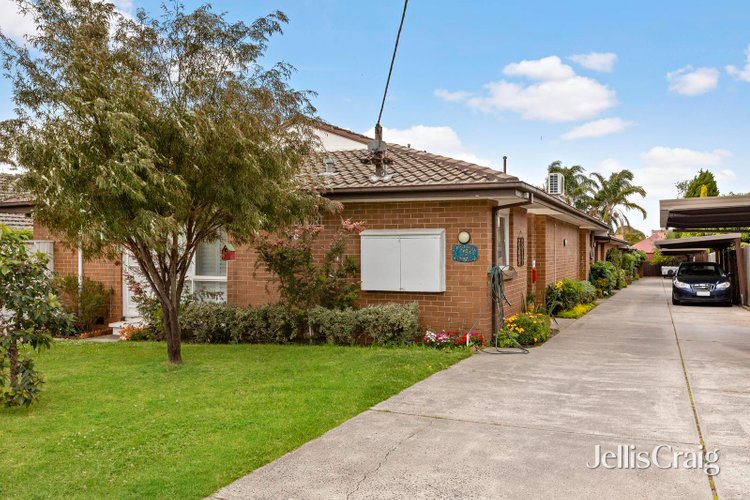 5 16 Schofield Street Essendon 3040