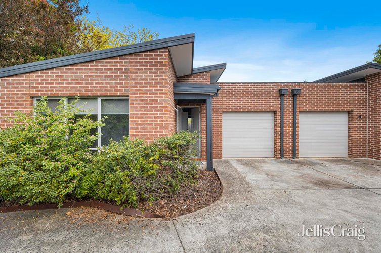 5/17 Burnbank Street  Lake Wendouree 3350