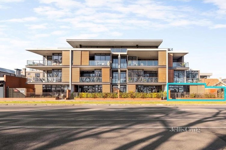 5 18 Wendouree Parade Lake Wendouree 3350
