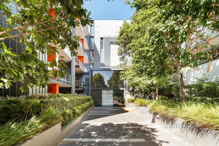 518 92-96 Albert Street Brunswick East 3057