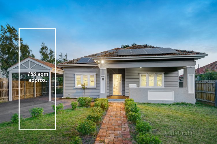 52 Eleebana Avenue Hughesdale 3166