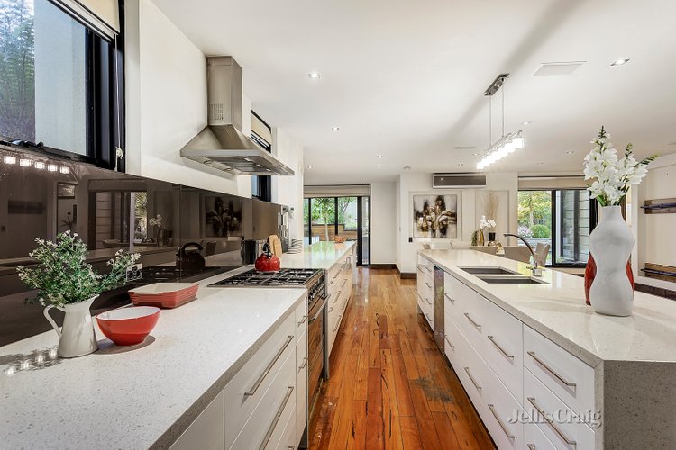 52 Headingley Road Mount Waverley 3149
