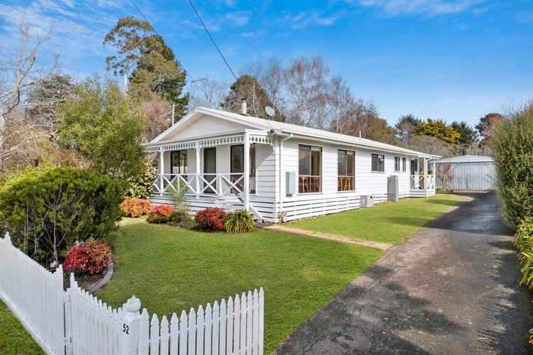 52 Leggatt Street  Daylesford 3460