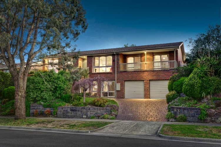 52 Santa Rosa Boulevard Doncaster East 3109