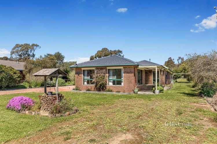 52 Stephen Street Campbells Creek 3451