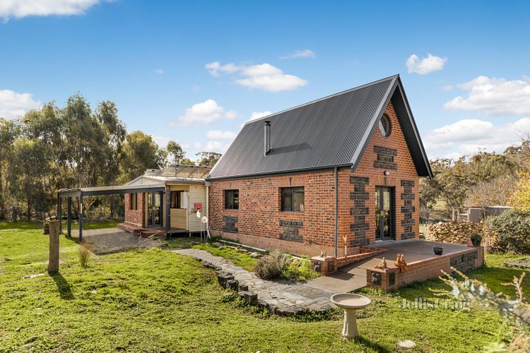 52 Stevens Road Green Gully 3462