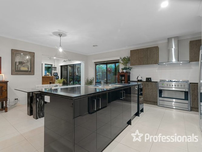 52 The Range Boulevard Croydon 3136