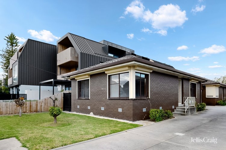 5/21 Middle Road  Maribyrnong 3032