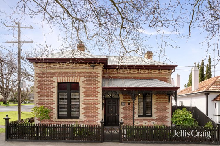 526 Lydiard Street North Soldiers Hill 3350