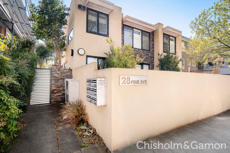 5 28 Pine Avenue Elwood 3184