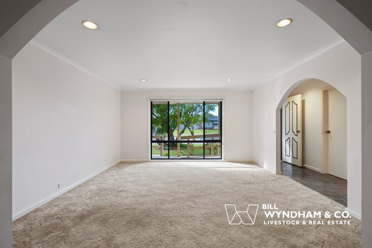 53 Balmoral Crescent, Eastwood