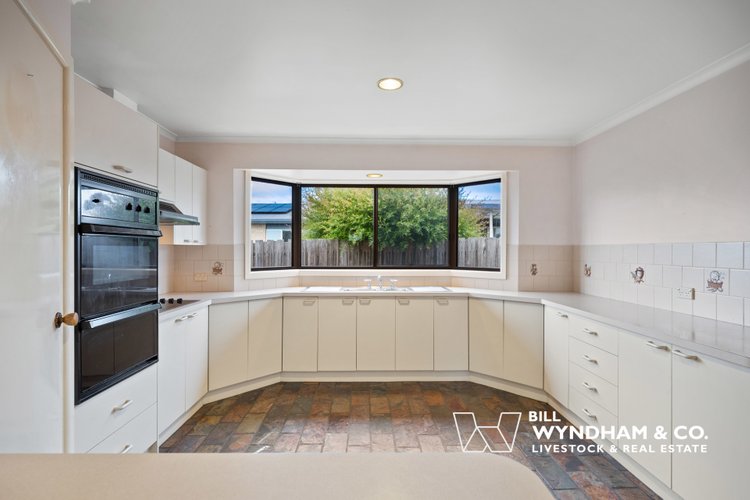 53 Balmoral Crescent, Eastwood