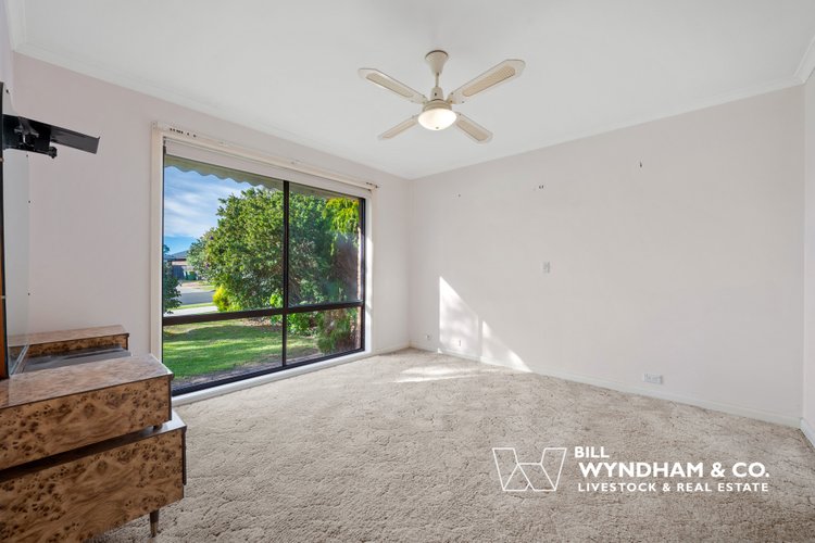 53 Balmoral Crescent, Eastwood