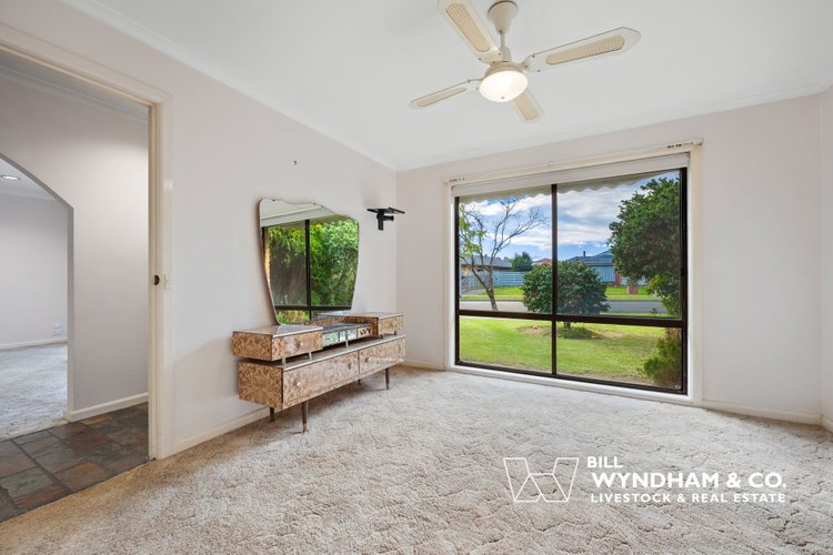 53 Balmoral Crescent, Eastwood