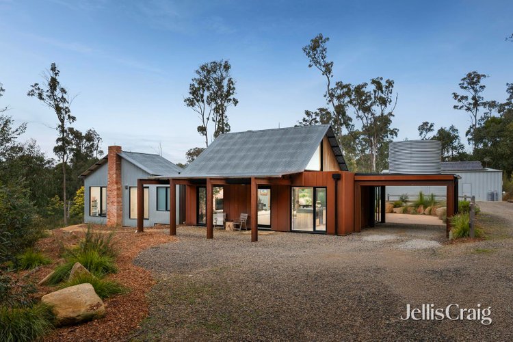 53 Banksia Court Castella 3777