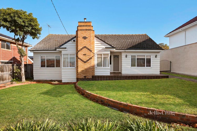 53 Deakin Street Essendon 3040