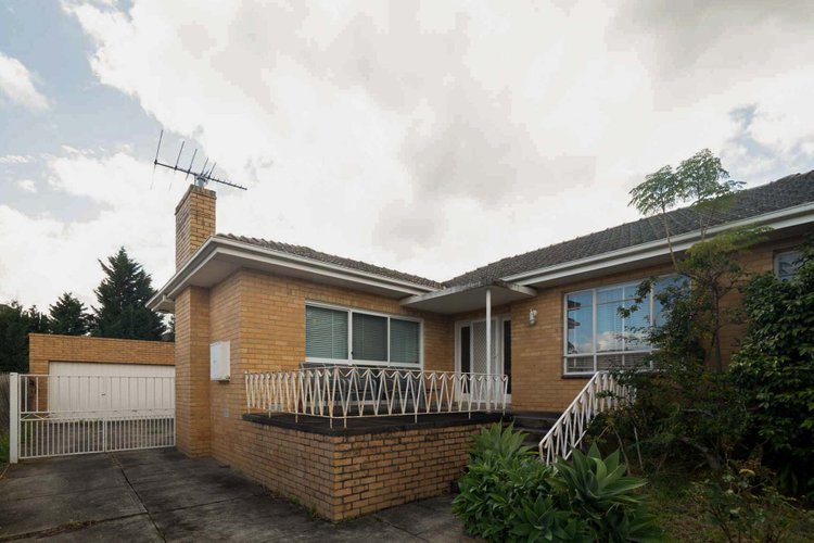 53 Morna Road Doncaster East 3109